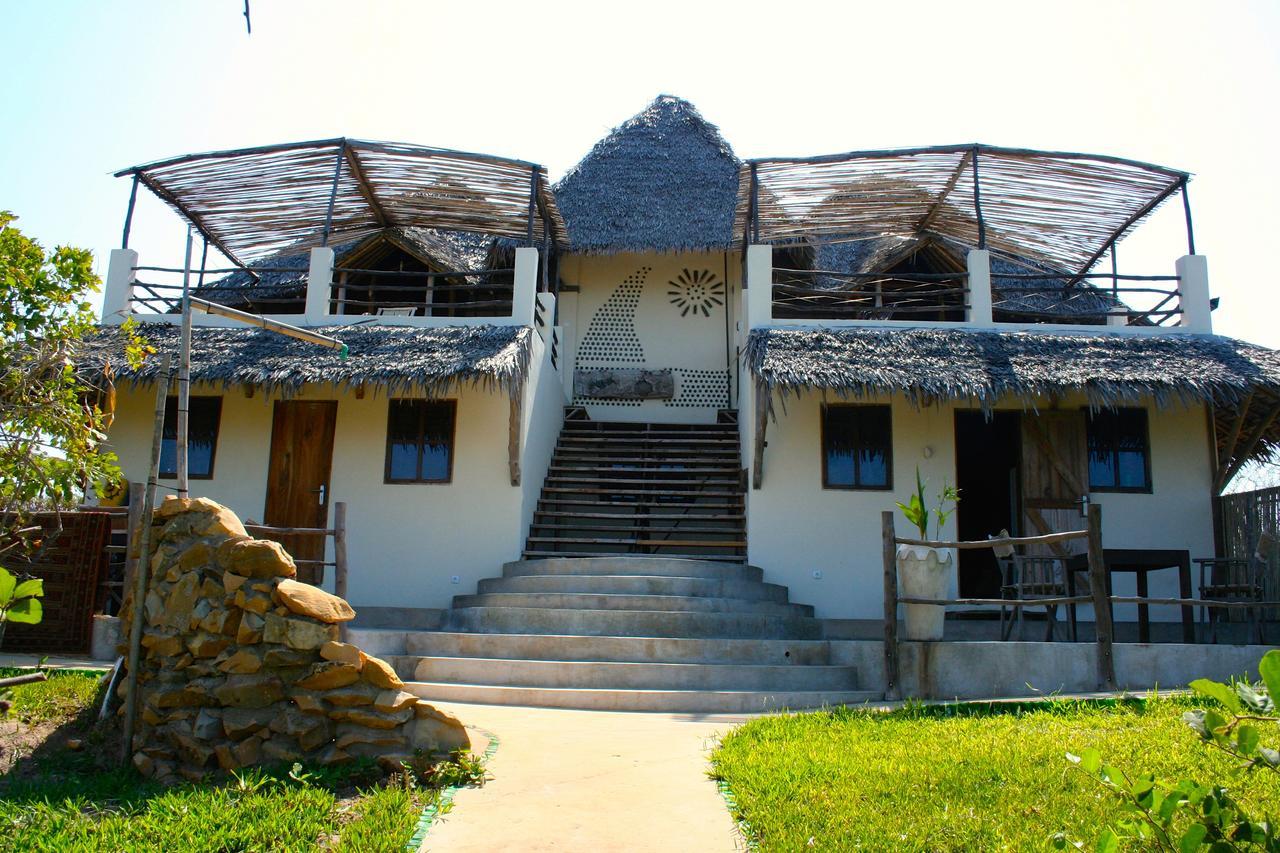 Nzuwa Lodge Pemba Exterior photo